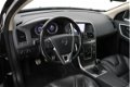 Volvo XC60 - 2.0 D3 R-Design | Navigatie | Leder | Xenon | PDC - 1 - Thumbnail