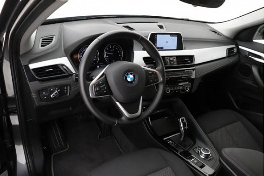 BMW X2 - sDrive 20i | Automaat | Navigatie | LED | 4dkm - 1