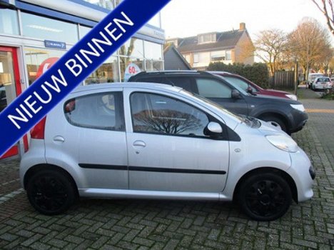 Peugeot 107 - 1.0-12V XS dealer NL auto | 5 deurs | elektr. ramen | zuinig - 1