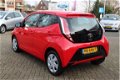 Toyota Aygo - 1.0 5 DEURS X-PLAY AIRCO CAMERA BLUETOOTH - 1 - Thumbnail