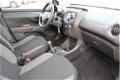 Toyota Aygo - 1.0 5 DEURS X-NOW AIRCO ELEKTR RAMEN - 1 - Thumbnail