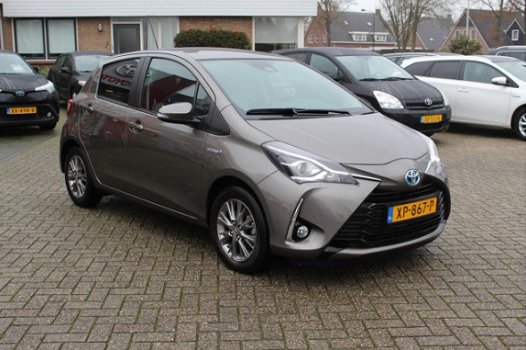 Toyota Yaris - 1.5 HYBRID DYNAMIC NAVI CLIMA CRUISE CAMERA - 1