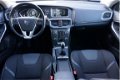 Volvo V40 - 2.0 D4 Momentum Business TREKHAAK, CRUISE CONTROL. 1STE EIGENAAR - 1 - Thumbnail