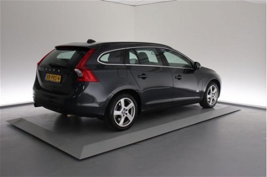 Volvo V60 - T4 Aut. Momentum Driver Support Line - 1