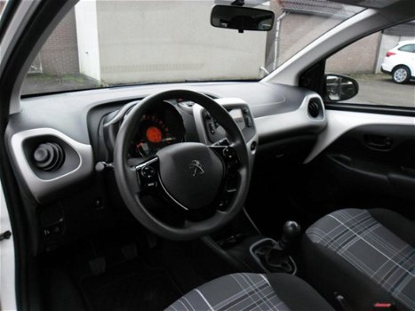 Peugeot 108 - 1.0 12V E-VTI 5 DRS ACTIVE AIRCO LED RIJKLAARPRIJS - 1