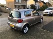 Toyota Yaris - 1.3 VVT-i S-Line - 1 - Thumbnail