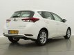 Toyota Auris - 1.8 Hybrid Dynamic - 1 - Thumbnail