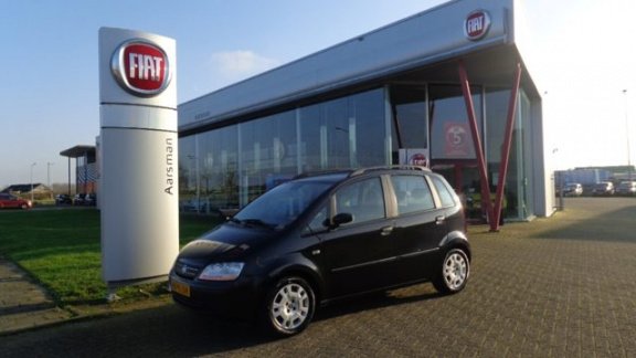 Fiat Idea - 1.4-16V Dynamic Plus - 1