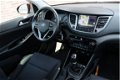 Hyundai Tucson - 1.6 GDi Comfort | Navigatie | Parkeersensoren | Achteruitrijcamera | Cruise control - 1 - Thumbnail
