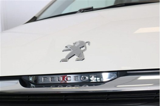 Peugeot 108 - 1.0 e-VTi 68 S&S Allure | AIRCO | TOUCHSCREEN | LMV | GETINT GLAS | CHROOM | EL. RAMEN - 1