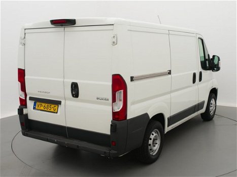 Peugeot Boxer - 330 2.2 HDI 110pk L1H1 Première | Navigatie | Parkeersensoren | Airco | 2 zitplaatse - 1