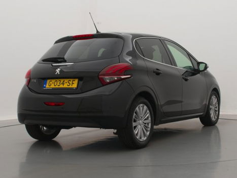 Peugeot 208 - 1.2 82pk Allure | Navigatie | Climate Control | Achteruitrijcamera | Donker getint gla - 1