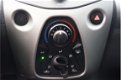 Peugeot 108 - Blue Lion 72 pk Airco | Bluetooth | Elektrische ramen - 1 - Thumbnail