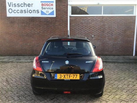 Suzuki Swift - 1.2 90pk 5D Dynamic | Airco | LED | Lichtmetalen velgen - 1