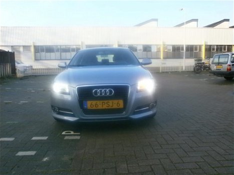 Audi A4 - 1.9 TDI Pro Line H6 - 1