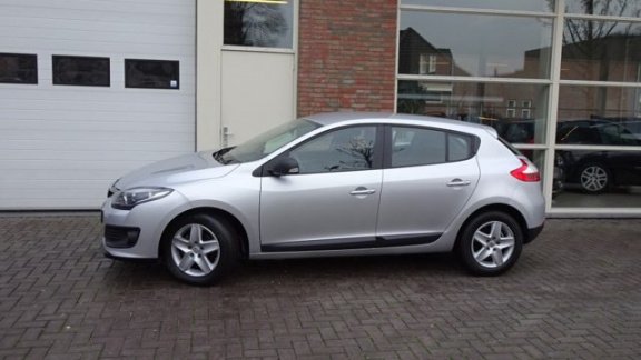 Renault Mégane - Megane 1.5 DCI 81KW 5-DRS EXPRESSION - 1