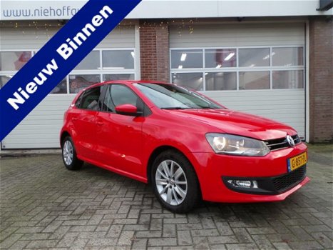 Volkswagen Polo - 1.4-16V Comfortline AUTOMAAT | PDC | CRUISE | PDC - 1