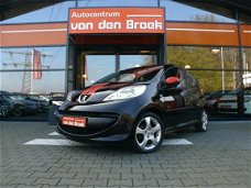 Peugeot 107 - 1.0-12V XS STREET RACING Airco Toerenteller Lmv Elec Pakket Nieuwe Apk