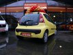 Peugeot 107 - 1.0-12V XS Urban Move Airco Elec Pakket Toerenteller Nieuwe Apk - 1 - Thumbnail