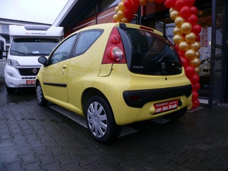 Peugeot 107 - 1.0-12V XS Urban Move Airco Elec Pakket Toerenteller Nieuwe Apk - 1