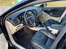 Volvo V40 - 1.6 T2 Summum Leer Navigatie Pdc Enz