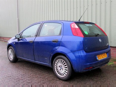 Fiat Punto - 1.3 JTD Dynamic Airco 5 Deurs NL Auto Export 06 - 1