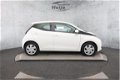 Toyota Aygo - 1.0 VVT-i x-play | Airco | Achteruitrijcamera | Navigatie - 1 - Thumbnail