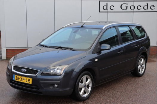 Ford Focus Wagon - 1.8-16V Ambiente Flexifuel org. NL-auto navigatie - 1