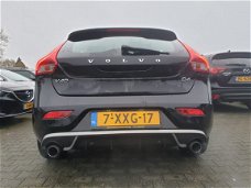 Volvo V40 - 2.0 D4 R-Design Business *1/2LEDER+XENON+NAVI+PDC+ECC+CRUISE