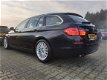 BMW 5-serie Touring - 520d High Executive AUT. *XENON+LEDER+NAVI+PDC+ECC+CRUISE - 1 - Thumbnail