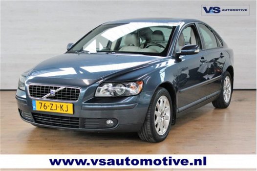 Volvo S40 - 2.5 T5 AWD Kinetic - Automaat - 1