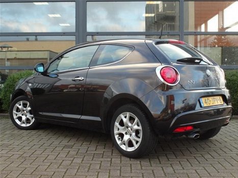 Alfa Romeo MiTo - Alfa 1.4 T Distinctive - 1