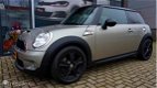 Mini Mini Cooper - EXCLUSIEF 1.6 S SPORT174PK XENON STOELVERW. LEER ZWARTE HEMEL - 1 - Thumbnail