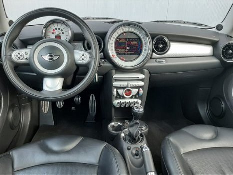 Mini Mini Clubman - 1.6 Cooper S Navigatie/Leer/Panoramdak/17inch - 1