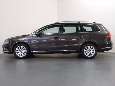 Volkswagen Passat Variant - 1.4 TSI Comfort Exe Line BMT DSG NAVI CLIMA PDC - 1