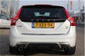 Volvo V60 - 2.4 D6 AWD Plug-In Hybrid R-Design Trekhaak incl.btw - 1 - Thumbnail