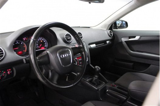 Audi A3 Sportback - 1.9 TDI Attraction | Cruise | Trekhaak | LMV | Automatische airco - 1