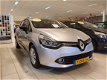 Renault Clio Estate - TCe 90 Dynamique | inclusief rijklaarpakket twv € 695, - (foto 2) | - 1 - Thumbnail