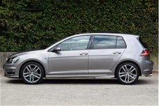 Volkswagen Golf - 1.4 TSI ACT R-Line Pano R20 uitlaat 150 PK