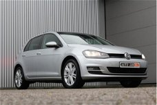 Volkswagen Golf - 7 2.0 TDI Highline PANO XENON ADAPTIVE