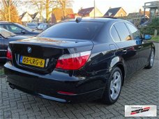 BMW 5-serie - 523i Sedan High Executive 2009 Schuifdak Leer Zwart