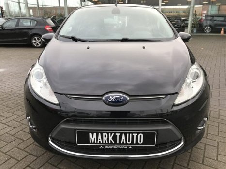 Ford Fiesta - 1.4 Titanium Bluetooth Climate Parkeersensoren Usb - 1