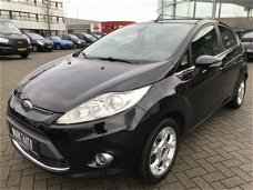 Ford Fiesta - 1.4 Titanium Bluetooth Climate Parkeersensoren Usb