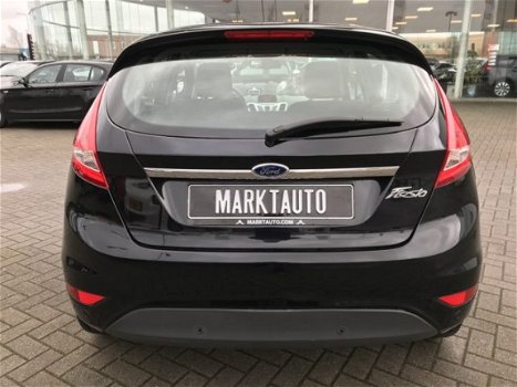 Ford Fiesta - 1.4 Titanium Bluetooth Climate Parkeersensoren Usb - 1