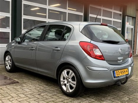 Opel Corsa - 1.3 CDTi EcoFlex S/S Cosmo Airco Navigatiesysteem Cruise control parkeersensoren achter - 1