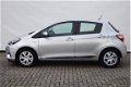 Toyota Yaris - 1.5 HYBRID DESIGN RED - NAVIGATIE - 1 - Thumbnail