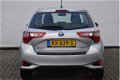 Toyota Yaris - 1.5 HYBRID DESIGN RED - NAVIGATIE - 1 - Thumbnail