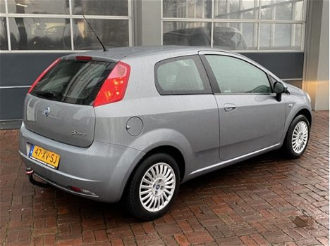 Fiat Grande Punto - 1.2 Dynamic Airco Cruise Cv Trekhaak 1e eigen 2007 km 100.000 dealer onderhouden - 1