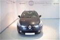 Renault Clio Estate - 1.2 Dynamique*Automaat*R-Link+Camera*Climate*Trekhaak - 1 - Thumbnail