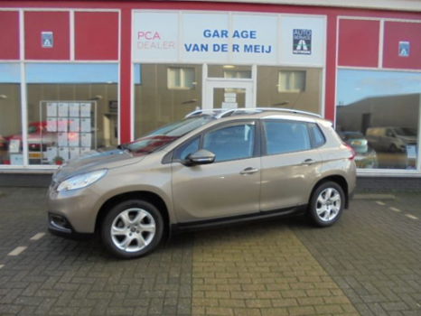 Peugeot 2008 - 1.2 PureTech Active, Aut, Panodak, Nav - 1